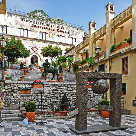 Desiderio * Giardini Naxos