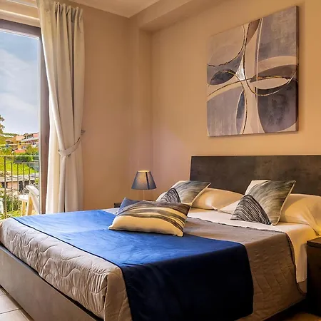 Desiderio Apartment *